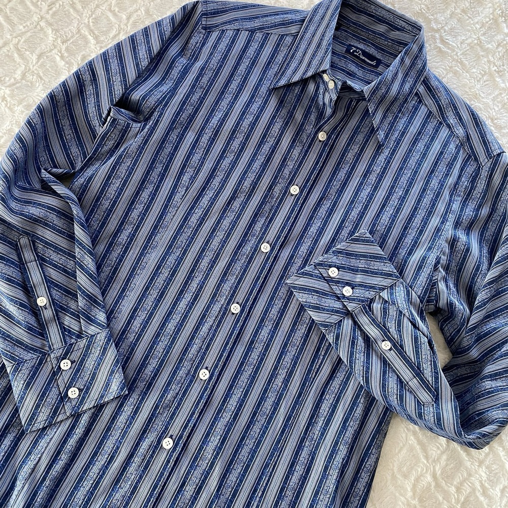 7 Diamonds Blue Textured Buttonup Longsleeved Large L Shirt Striped
